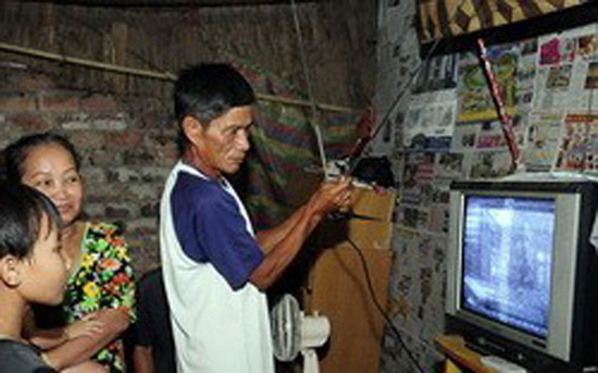 Hộ nghèo, cận nghèo có tivi analog sẽ được hỗ trợ đầu thu số DVB-T2